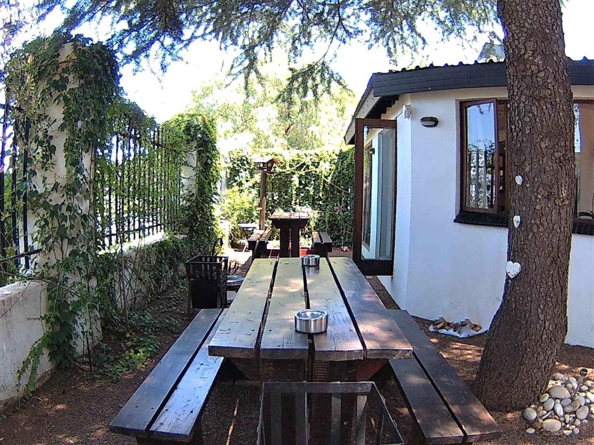 Kuru-Kuru Guesthouse Kuruman Luaran gambar